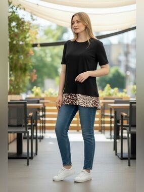 Ann Taylor Classic Black Top